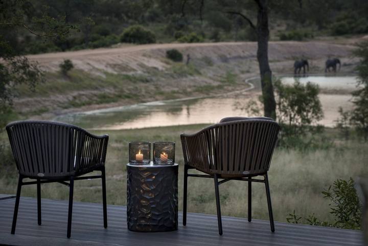 House deck at dusk, Chitwa Chitwa