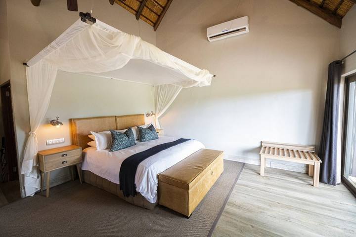 Luxury suite, Elephant Plains