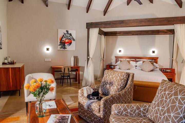 Safari suite, Idube Game Reserve