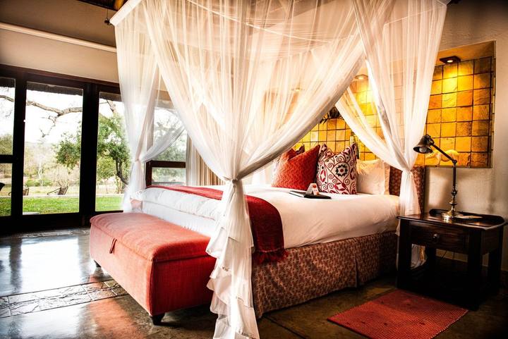 Main house bedroom, Jaci's Sabi House