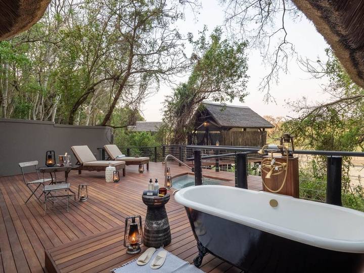 Deck bath, Jock Safari Lodge