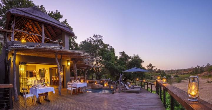 Dining at dusk, Jock Safari Lodge