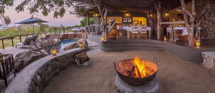 Fire pit, Jock Safari Lodge