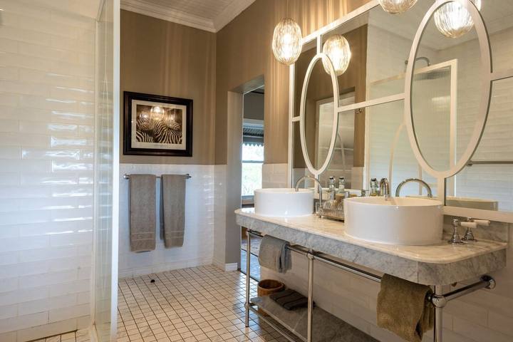 Bathroom, Kirkman's Kamp