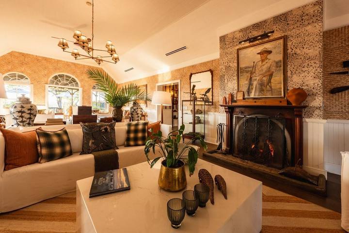 Lounge fireplace, Kirkman's Kamp