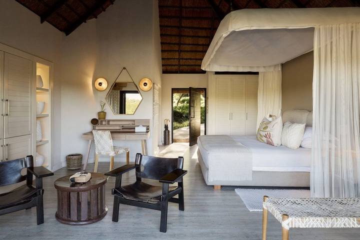 River luxury room, Lion Sands