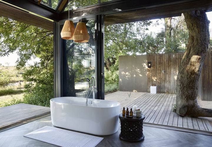 River suite bathroom, Lion Sands
