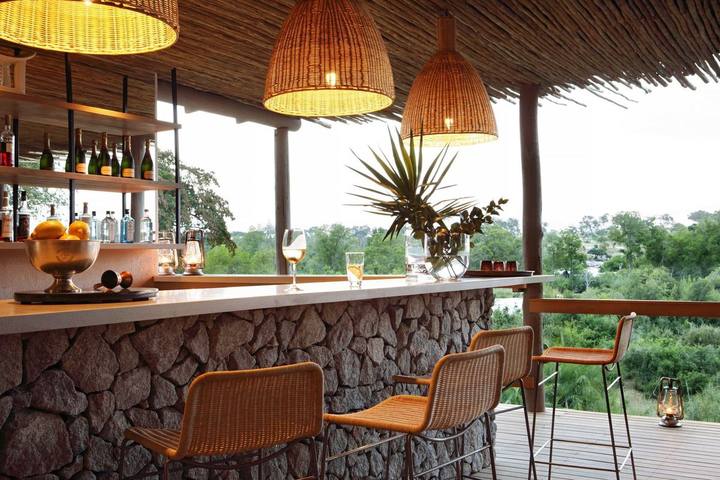 Granite Suites bar, Londolozi