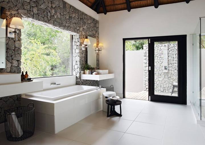 Granite Suites bathroom, Londolozi