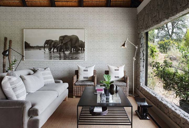 Granite Suites suite lounge, Londolozi