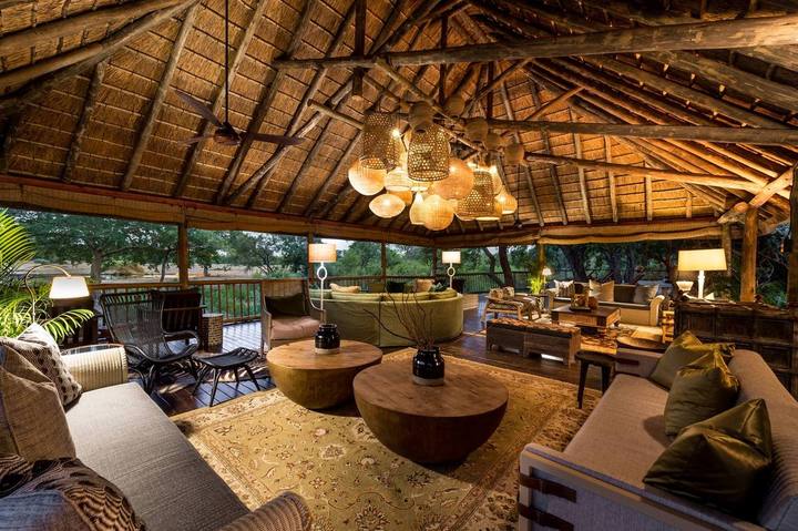 Bush Lodge lounge, Sabi Sabi