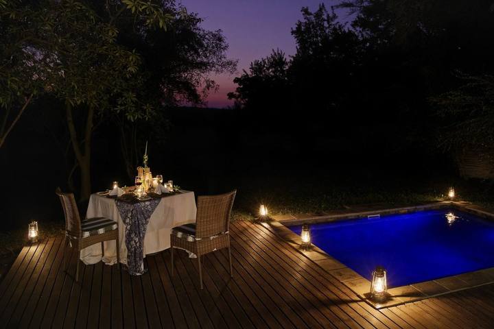 Private dinner, Savanna Private Game Reserve