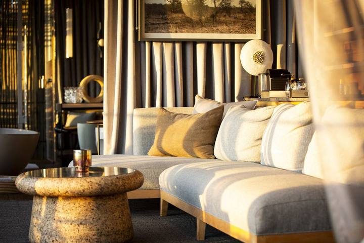 Suite lounge, Singita Lebombo Lodge