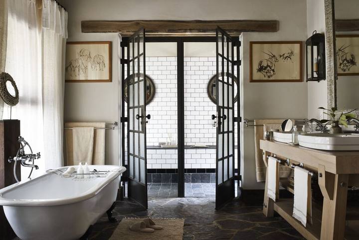 Castleton bathroom, Singita Sabi Sand