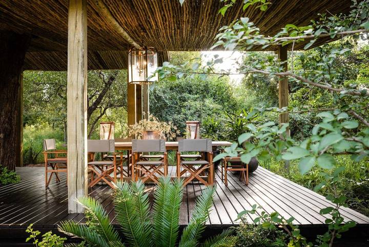 Ebony Lodge villa dining, Singita Sabi Sand