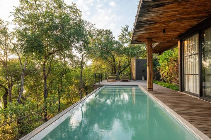 Suite pool, Tengile River Lodge