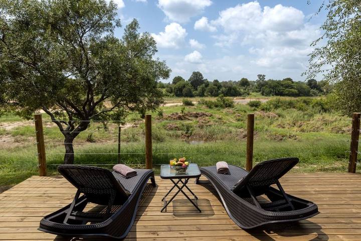 Riverside room view, Umkumbe